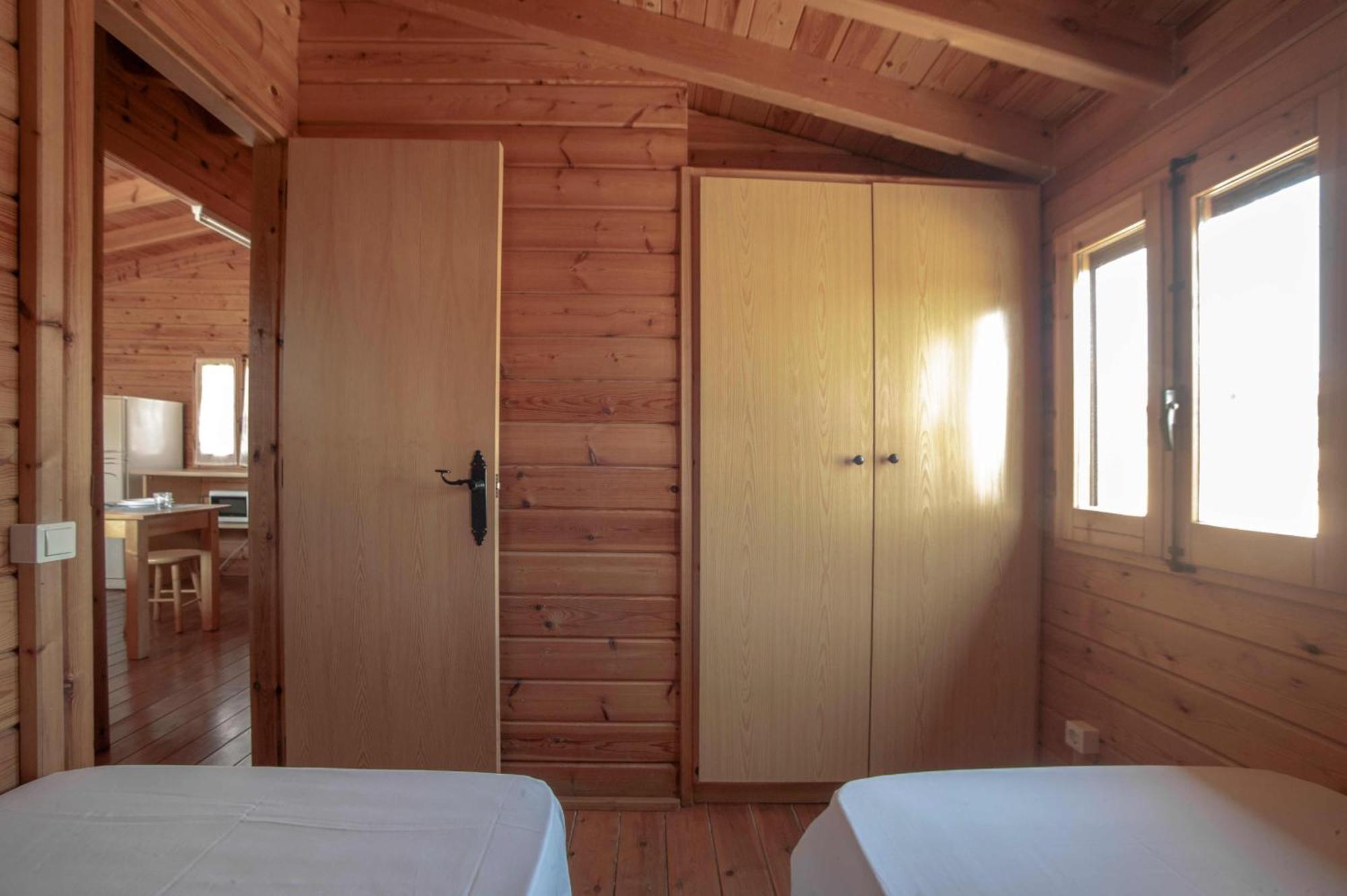 Ecologic Vinyols Camp Hotel Vinyols i Els Arcs Ngoại thất bức ảnh