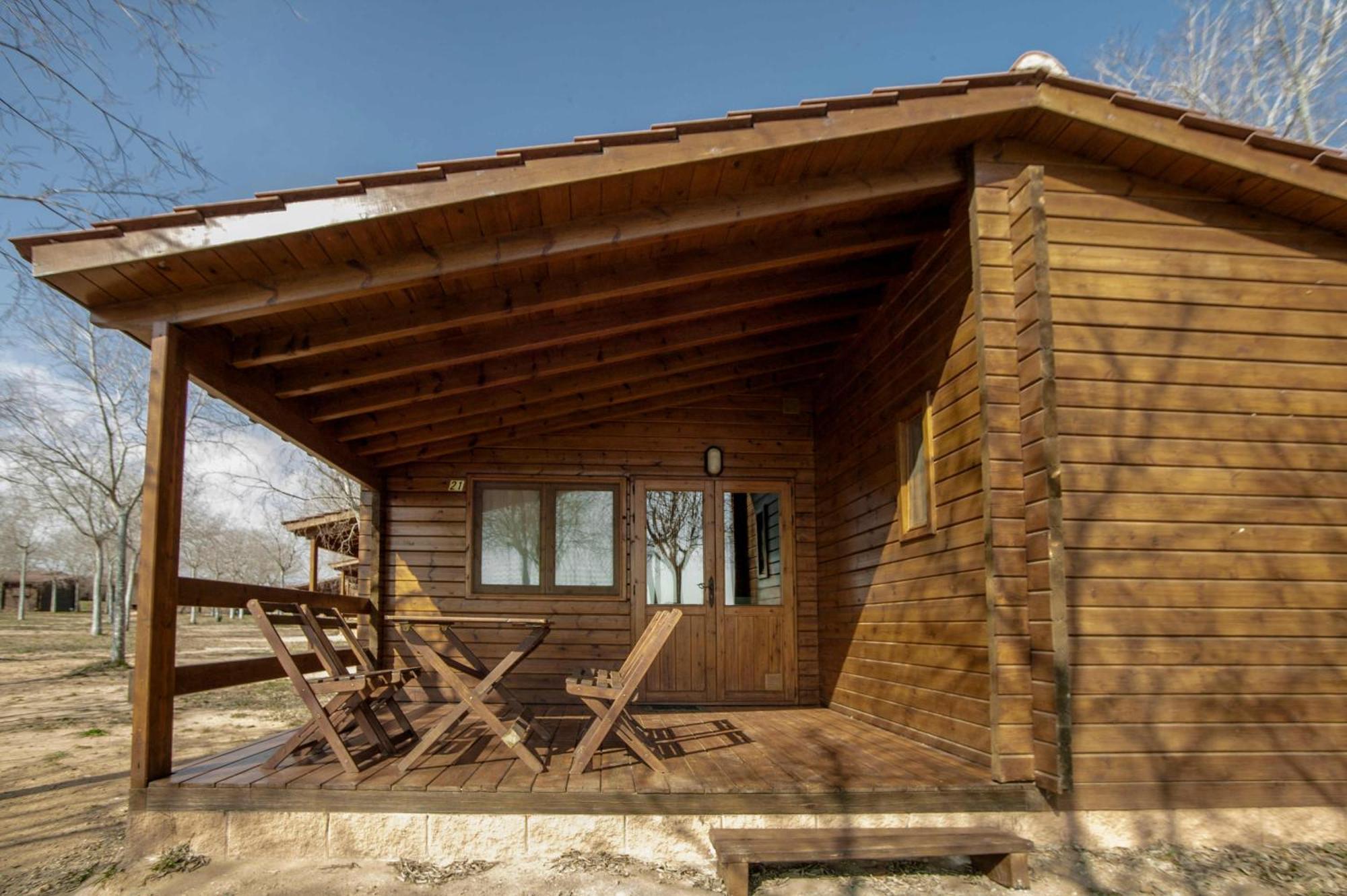 Ecologic Vinyols Camp Hotel Vinyols i Els Arcs Ngoại thất bức ảnh