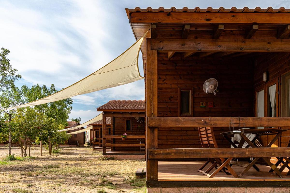 Ecologic Vinyols Camp Hotel Vinyols i Els Arcs Ngoại thất bức ảnh